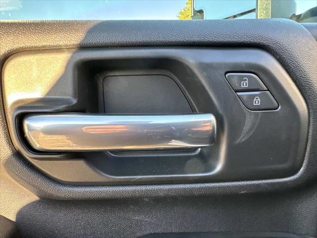 2026 GMC Sierra 2500HD Crew Cab, Long Bed, Pro, 4WD