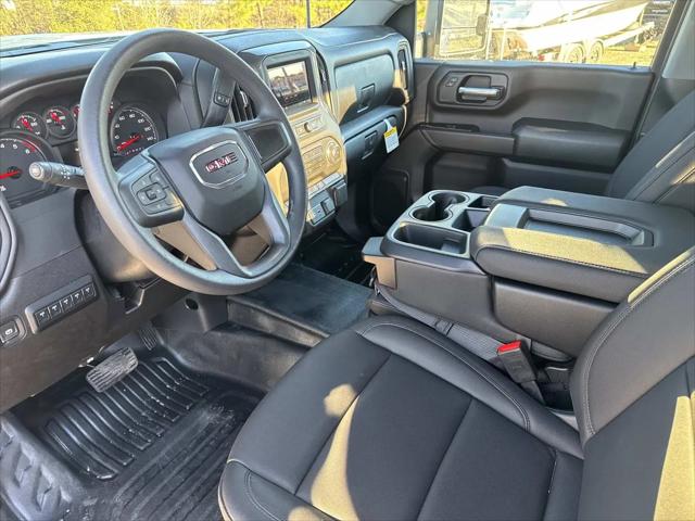 2026 GMC Sierra 2500HD Crew Cab, Long Bed, Pro, 4WD