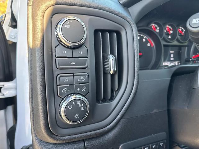 2026 GMC Sierra 2500HD Crew Cab, Long Bed, Pro, 4WD