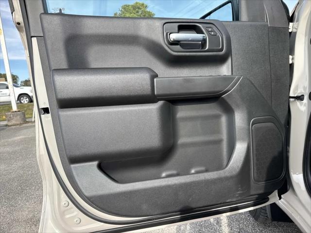 2026 GMC Sierra 1500 Crew Cab, Short Bed, Pro, 4WD