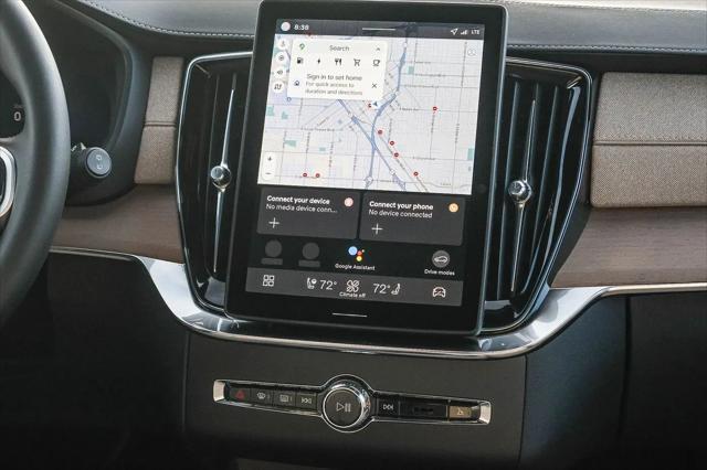 2026 Volvo XC90 Plug-In Hybrid Plus, T8 AWD, Electric/Gasoline, Bright, 7 Seats