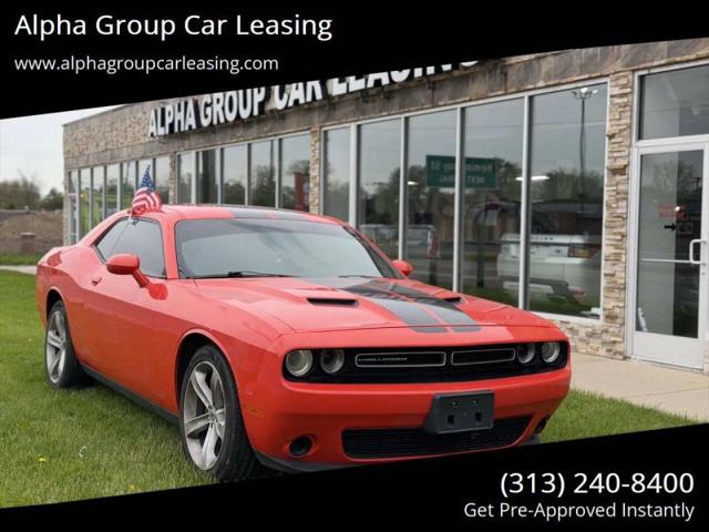 2017 Dodge Challenger SXT for sale in Detroit, MI