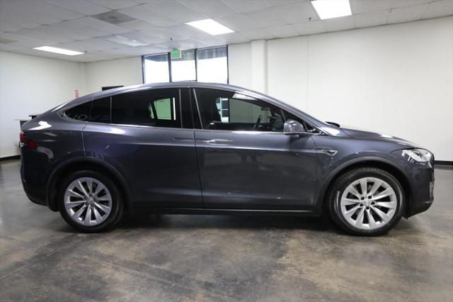 2016 Tesla Model X 90D