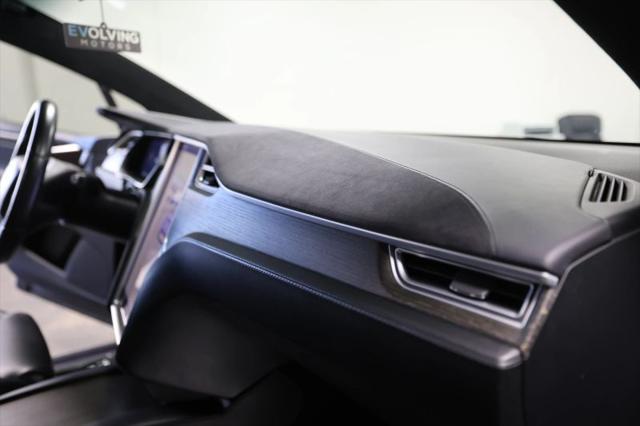 2016 Tesla Model X 90D