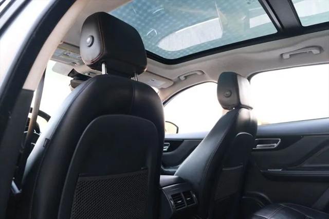 2020 Jaguar F-PACE Prestige P300 AWD Automatic