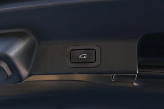 2020 Jaguar F-PACE Prestige P300 AWD Automatic