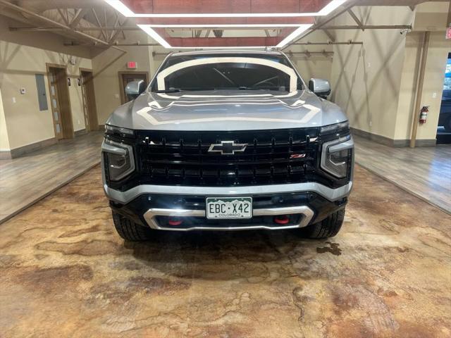 2025 Chevrolet Suburban 4WD Z71