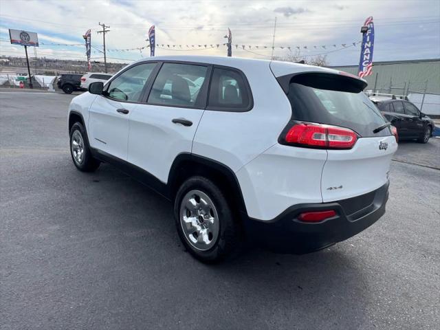 2014 Jeep Cherokee Sport