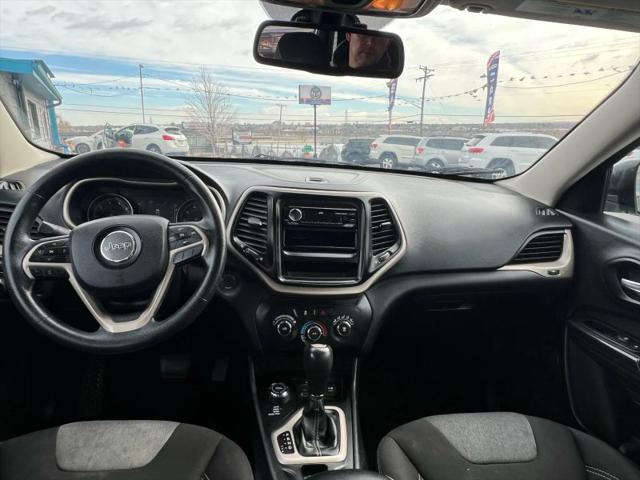 2014 Jeep Cherokee Sport