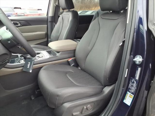 2026 Kia Carnival MPV LXS