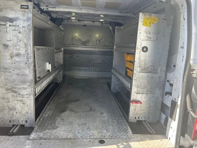 2017 Ford Transit w/Sliding Side Door w/RWB