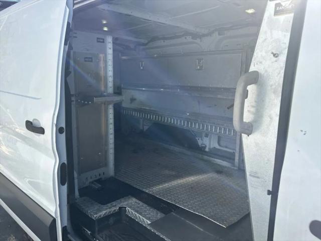 2017 Ford Transit w/Sliding Side Door w/RWB