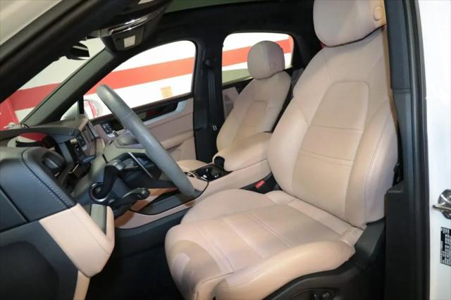 2025 Porsche Cayenne Cayenne