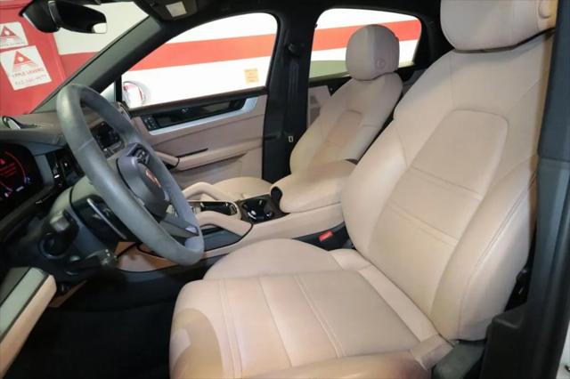 2025 Porsche Cayenne Cayenne