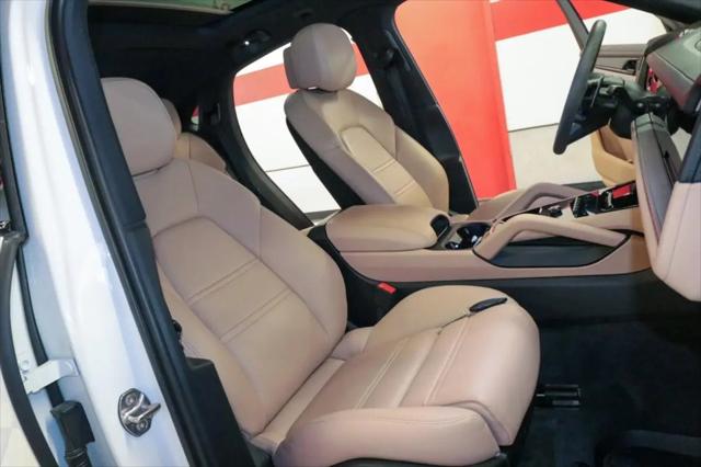 2025 Porsche Cayenne Cayenne