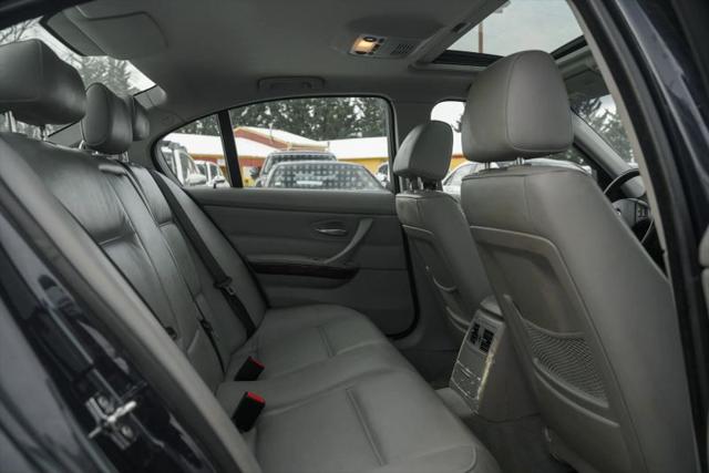 2006 BMW 325i 325i