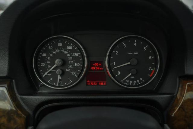 2006 BMW 325i 325i