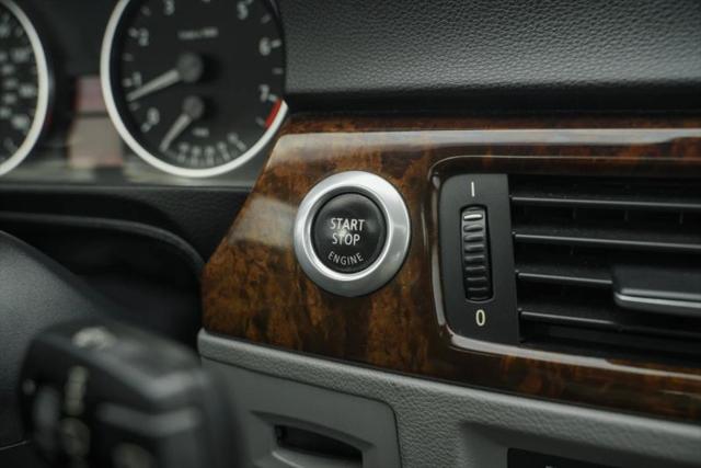 2006 BMW 325i 325i