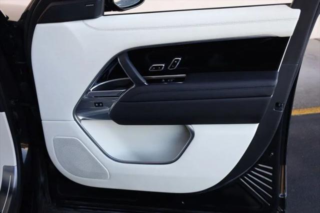 2023 Land Rover Range Rover P530 SE