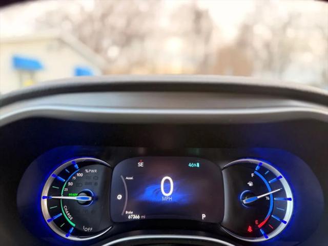 2022 Chrysler Pacifica Hybrid Touring L