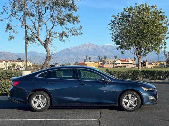 2022 Chevrolet Malibu FWD LT