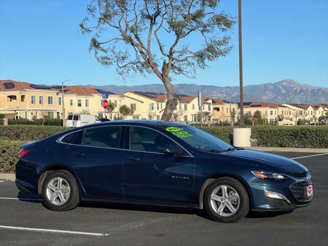 2022 Chevrolet Malibu FWD LT