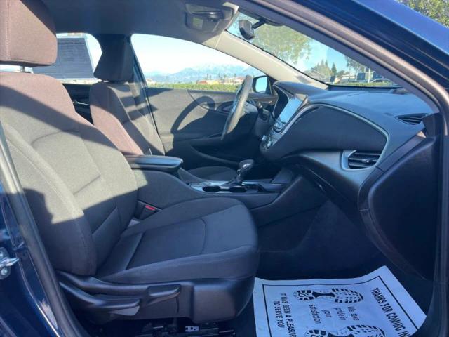 2022 Chevrolet Malibu FWD LT