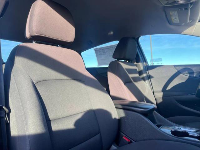 2022 Chevrolet Malibu FWD LT