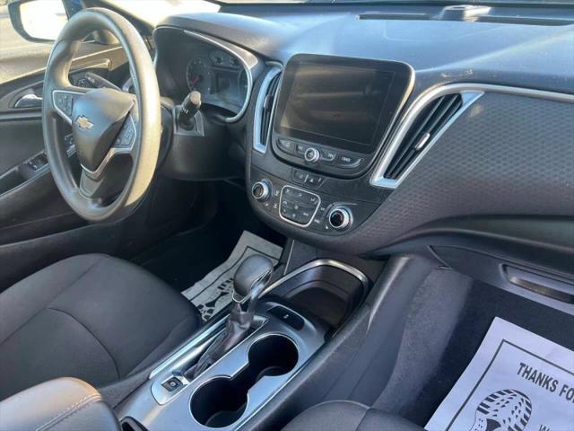 2022 Chevrolet Malibu FWD LT