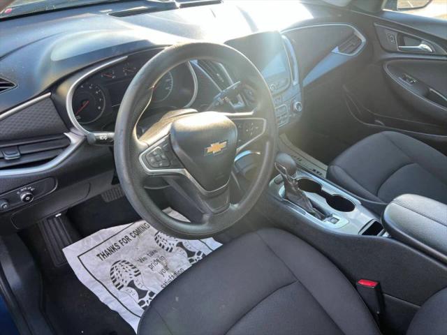 2022 Chevrolet Malibu FWD LT