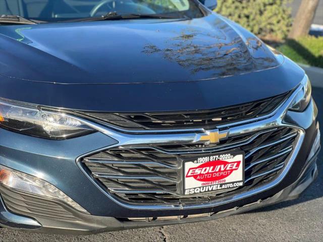 2022 Chevrolet Malibu FWD LT