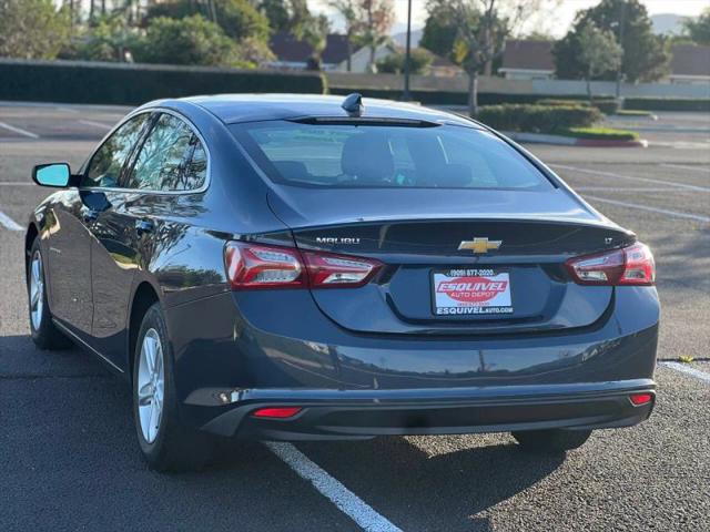 2022 Chevrolet Malibu FWD LT