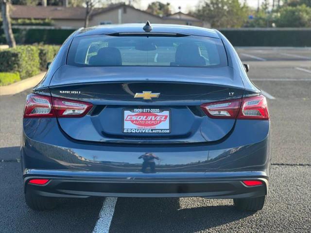 2022 Chevrolet Malibu FWD LT
