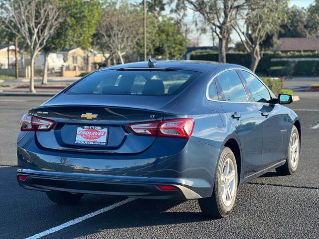2022 Chevrolet Malibu FWD LT
