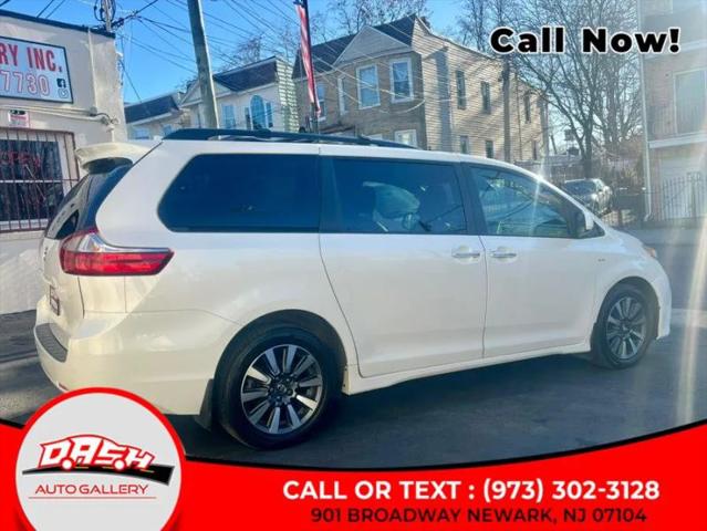 2018 Toyota Sienna XLE Premium 7 Passenger