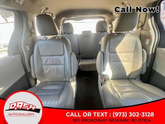 2018 Toyota Sienna XLE Premium 7 Passenger