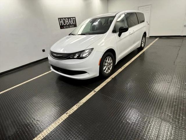 2024 Chrysler Voyager LX