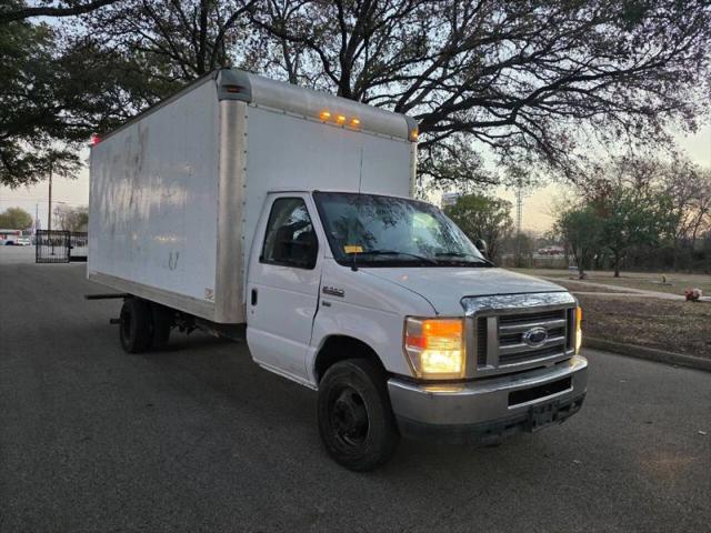 2013 Ford E-350 Cutaway Base