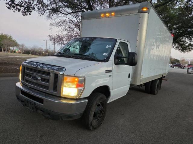 2013 Ford E-350 Cutaway Base