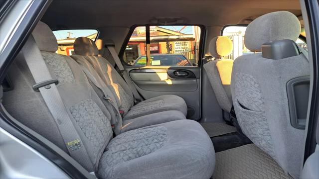 2004 GMC Envoy SLE