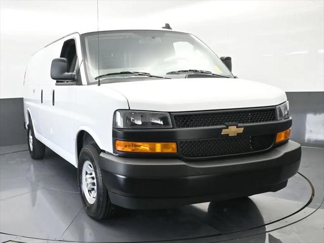 2025 Chevrolet Express Cargo Van RWD 2500 Regular Wheelbase WT
