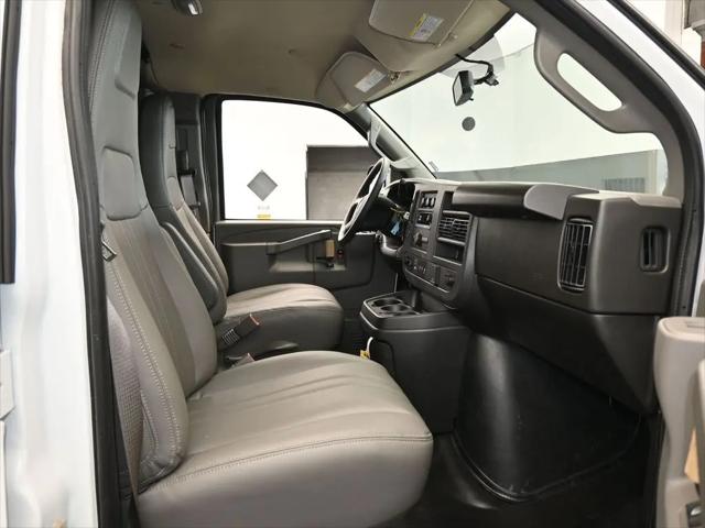 2025 Chevrolet Express Cargo Van RWD 2500 Regular Wheelbase WT