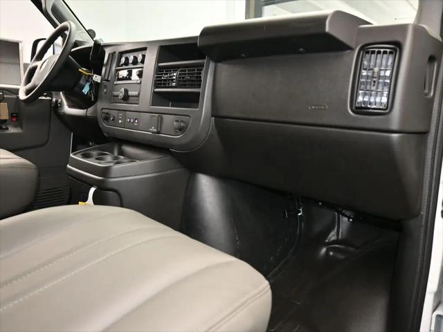 2025 Chevrolet Express Cargo Van RWD 2500 Regular Wheelbase WT