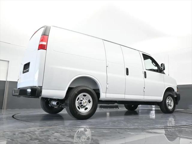 2025 Chevrolet Express Cargo Van RWD 2500 Regular Wheelbase WT