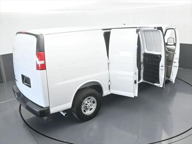 2025 Chevrolet Express Cargo Van RWD 2500 Regular Wheelbase WT