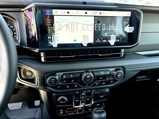 2026 Jeep Gladiator Sport