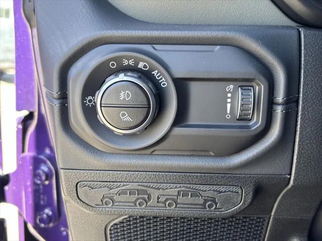 2026 Jeep Gladiator Sport