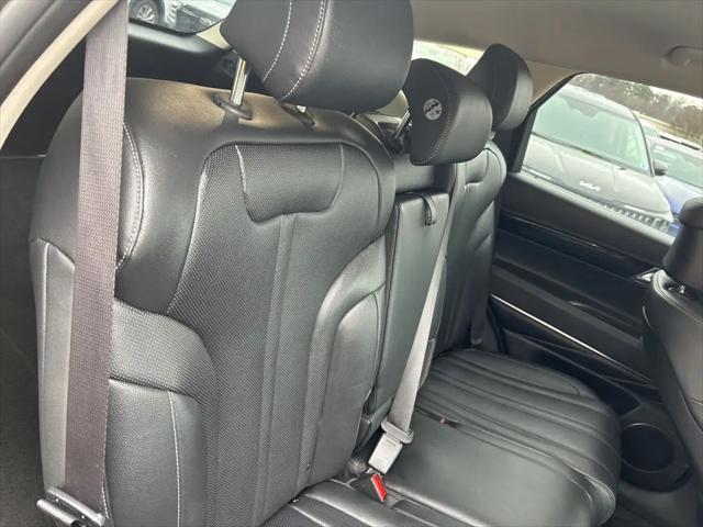 2025 Genesis GV80 2.5T Standard AWD