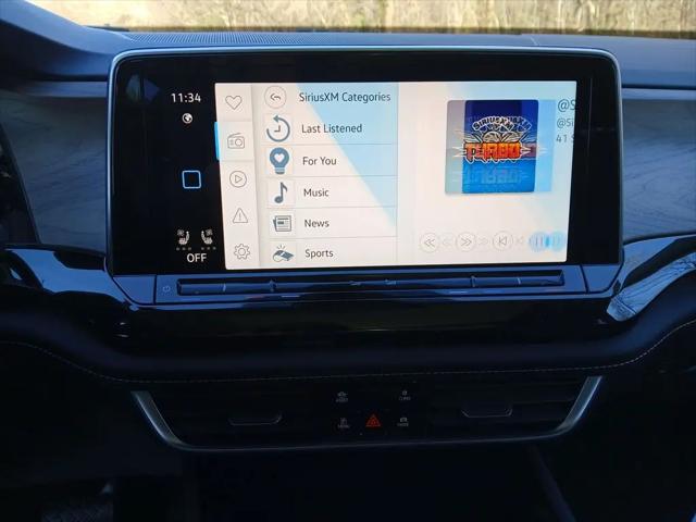 2026 Volkswagen Atlas SE with Technology