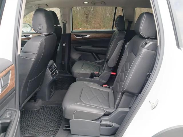 2026 Volkswagen Atlas SE with Technology